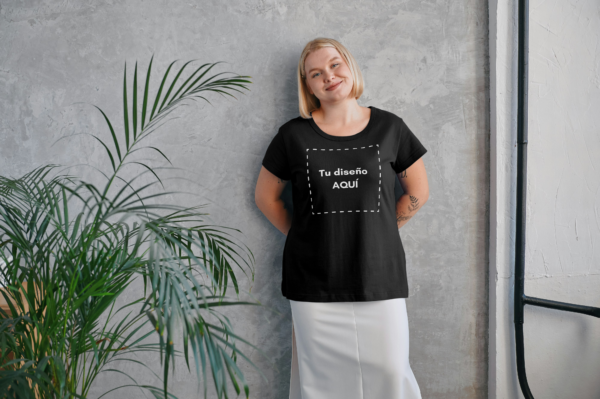 camiseta negra delantera personalizable