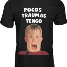 camiseta negra traumas trasera