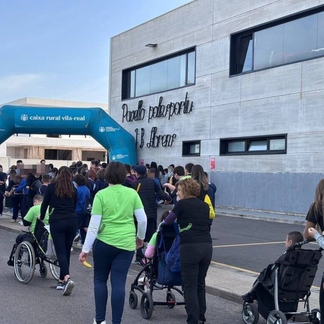 Marcha Solidaria de La Panderola a beneficio de Conquistando Escalones (2)