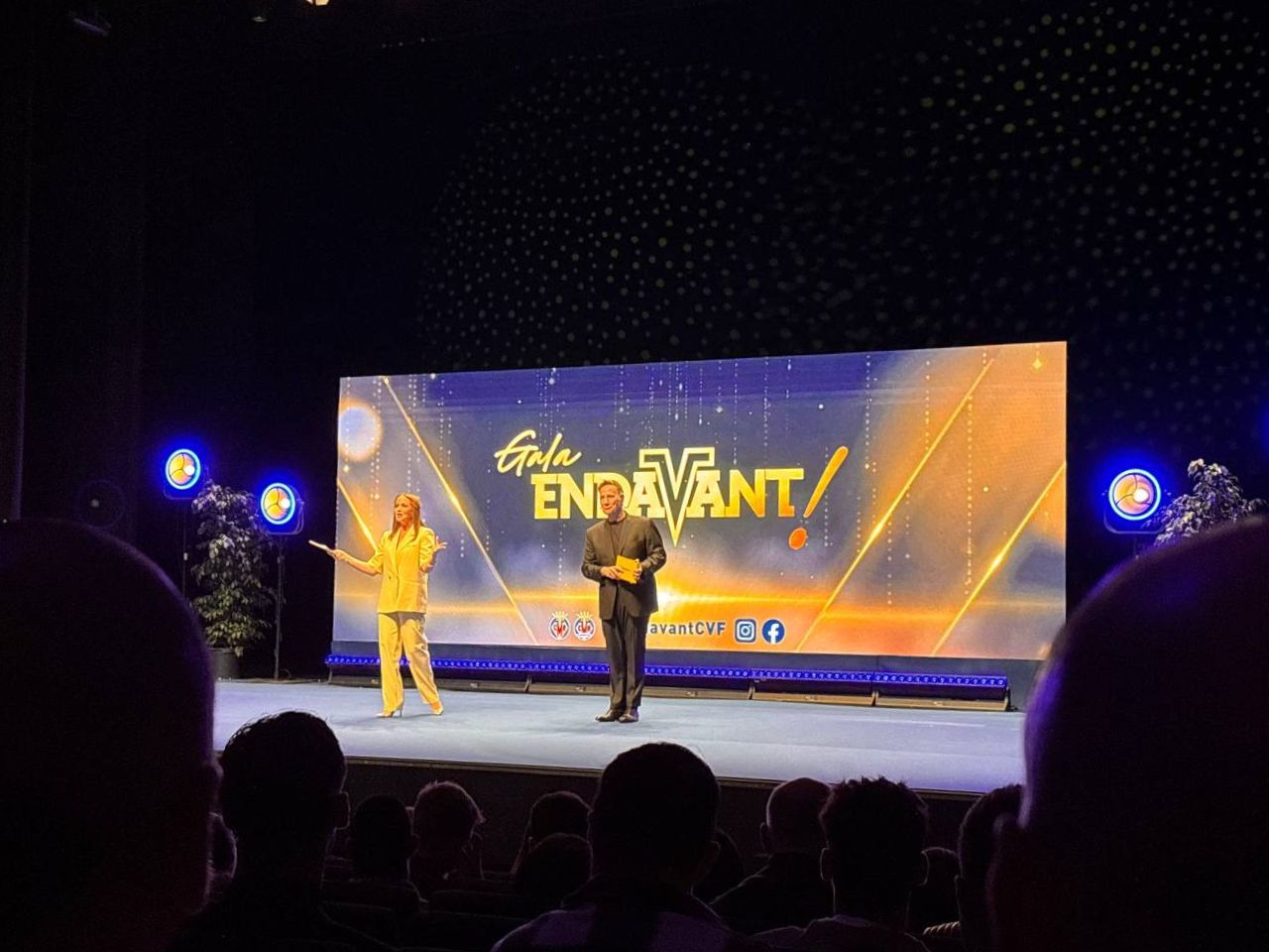 Mónica Benavent y Carlos Latre - Gala Endavant 2025
